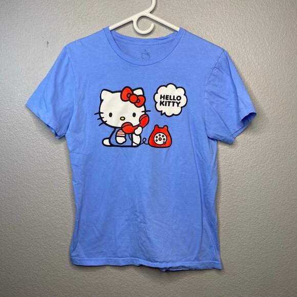 Hello Kitty T-Shirt - Picture 1 of 5